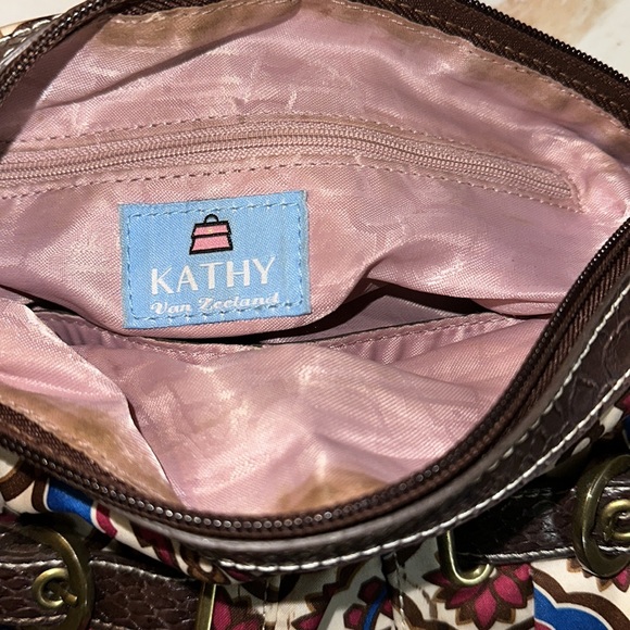 Kathy Van Zeeland purse - Picture 8 of 9
